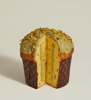Panettone pistacijozo je s pistacijo bogat paneton
