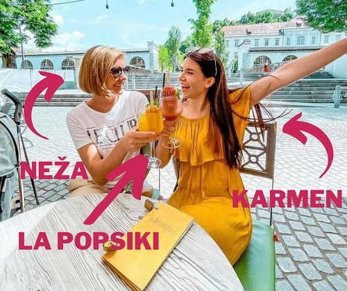 Lapopsi sestavljata Neža in Karmen
