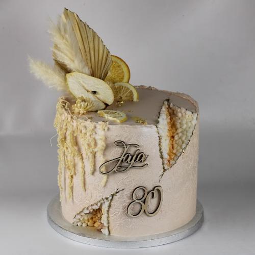 Odlična torta za rojstni dan iz slaščičarne Torte Bella