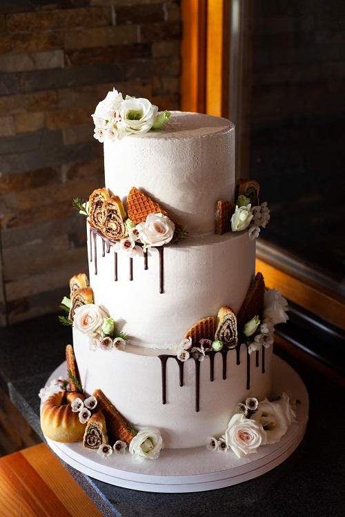 Stories By Lea in njene poročne torte