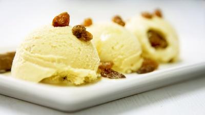 Malaga sladoled sodi tudi v visoko kulinariko