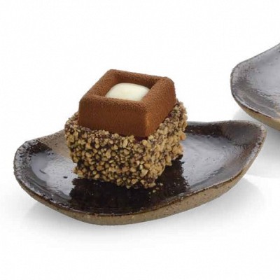 skodelica z amaretom kot napolnjena sladica