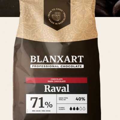 raval temna čokolada z 71% kakava