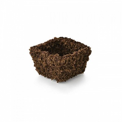 kvadratne skodelice z drobci kakava