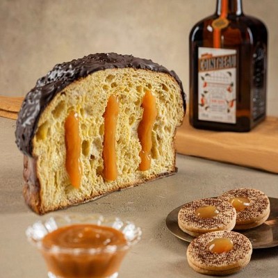 cointreau krema s pridihom pomaranč za polnjenje kvašenega peciva