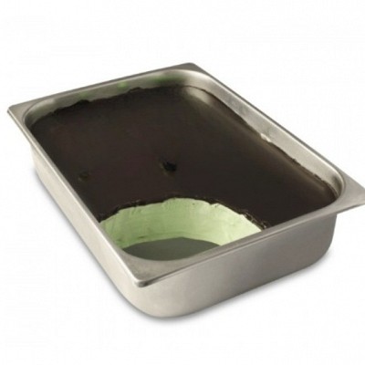 pasta zelena menta v banjici, prekrita z ekstra temno čokolado