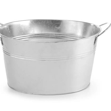 galvanizirano jeklo naredi posodo za led še bolj posebno