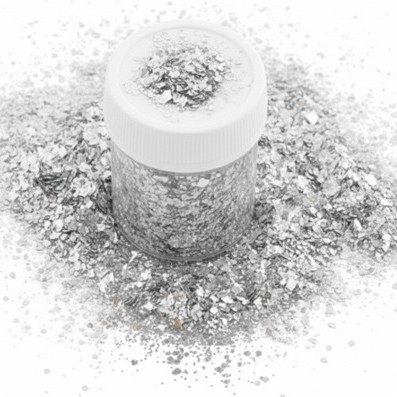 srebrne bleščice uporabite za dekoriranje sladic za posebne priložnosti